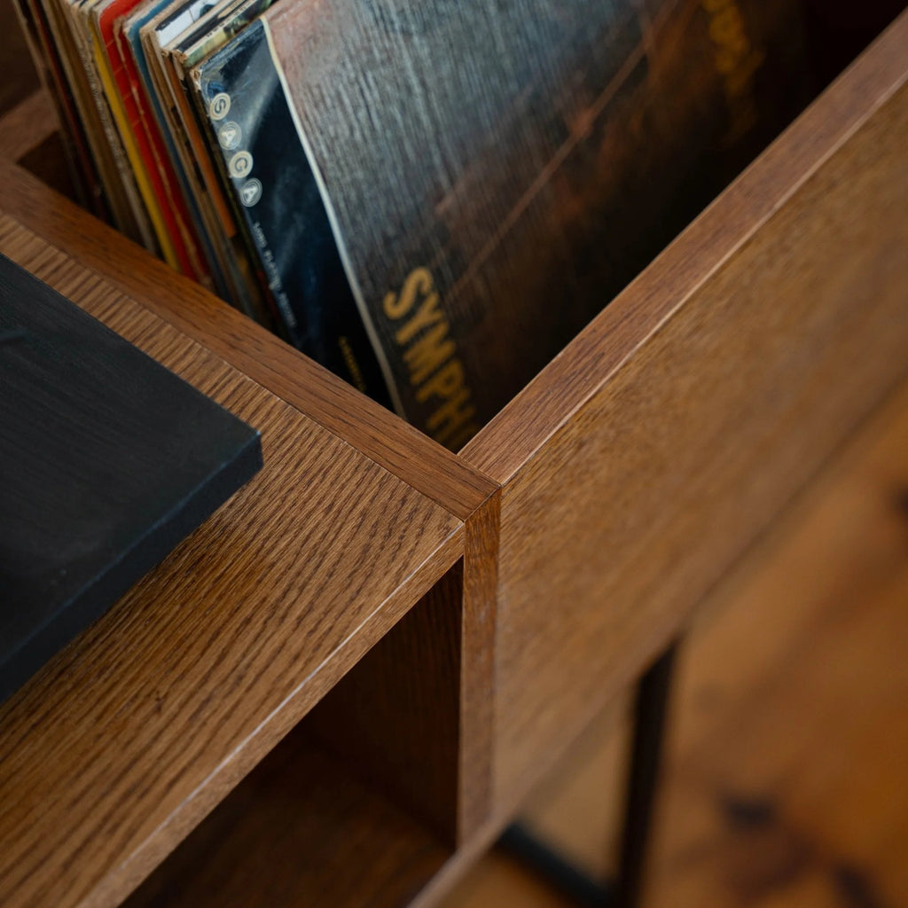 PLAY platenkast – massief houten LP-opslag